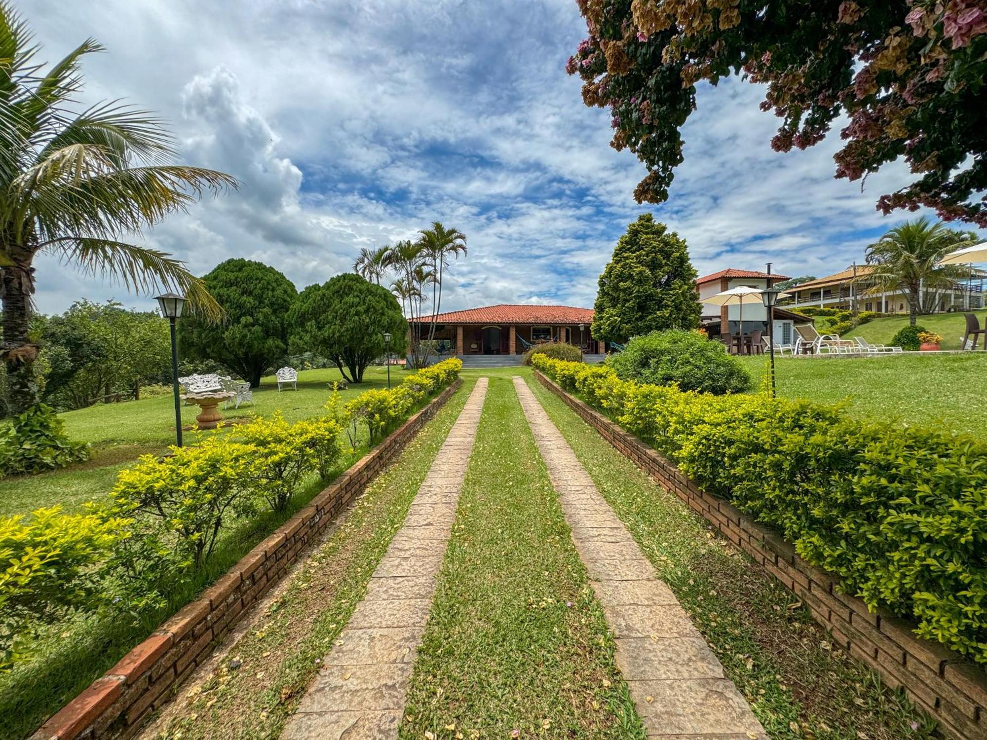 Pousada Espaço do Sol conforto e contato com a natureza Aracariguama Exterior foto