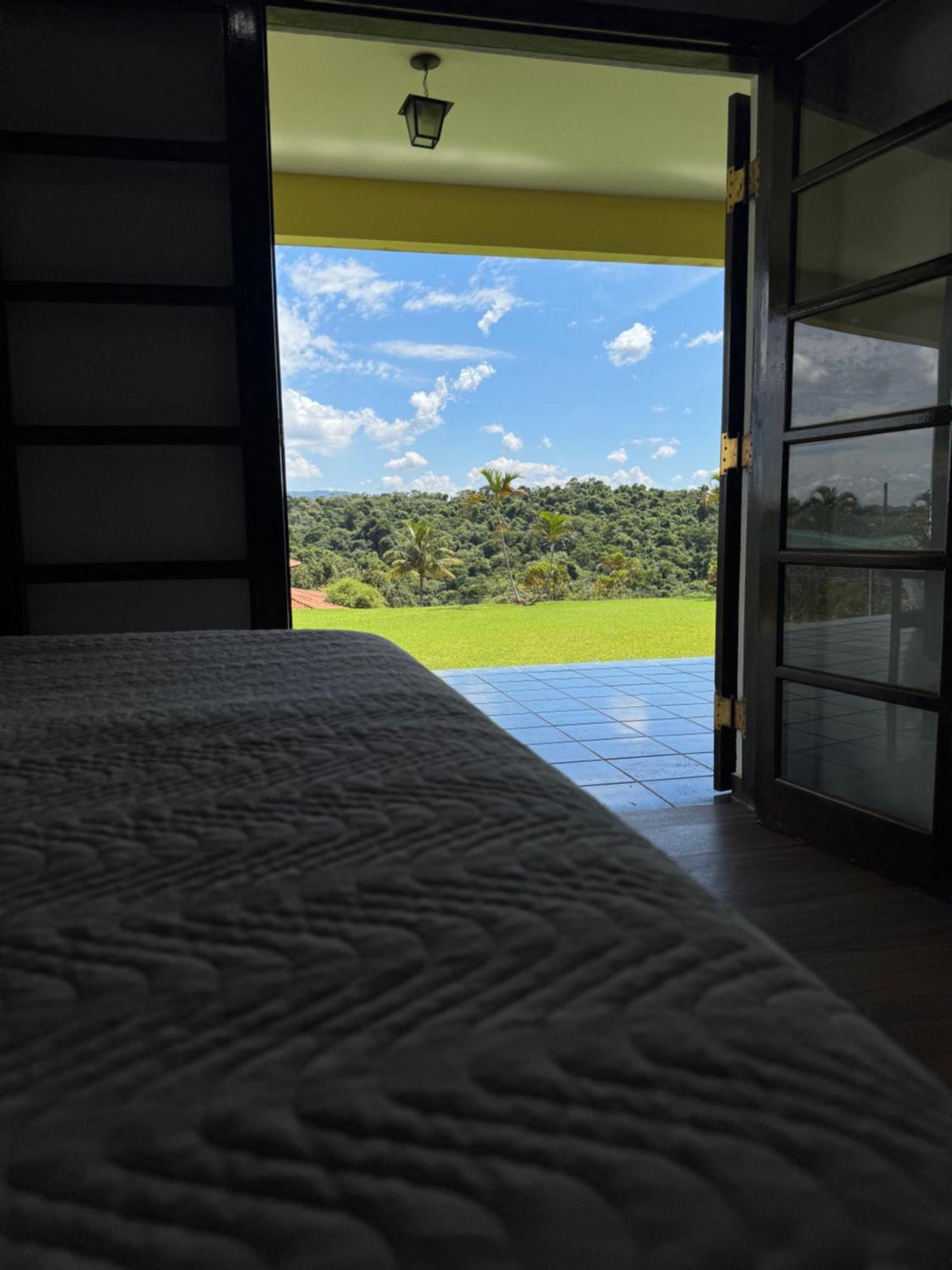 Pousada Espaço do Sol conforto e contato com a natureza Aracariguama Exterior foto